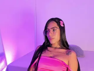 SofiaValente's Live Sex Cam Show