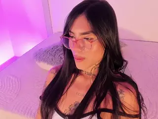SofiaValente's Live Sex Cam Show