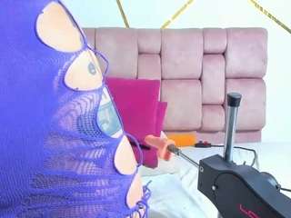 vickyvolten's live room