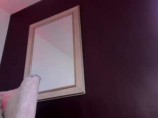 CrysttalMoon live cam preview
