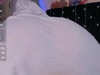 danaalabii's CamSoda show and profile