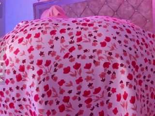 le modèle danaalabii est en webcam porno dans un show sur le site camsoda, il possède les tags suivants: average,naked,young adult,twerk,teen 18,tattoos,smoking,sex toys,pussy,blowjob,public,flashing,drinking,doggy style,dildo or vibrator,dildo,deepthroat,cum,cowgirl,brown eyes