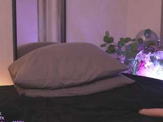 le modèle elsieblow est en webcam porno dans un show sur le site camsoda, il possède les tags suivants: anal toys,skinny,natural,no drinking,normal,pussy,sex toys,sexy,shaved pussy,solo,massage,spank,squirt,tattoos,tease,teen (18+),wet,white,young adult,naked