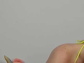 mayacollins Deepth live webcam