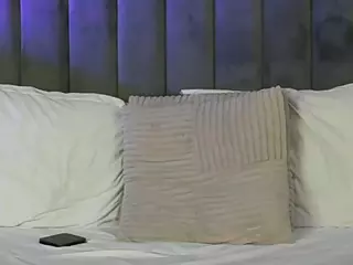 MayaCollins's Live Sex Cam Show