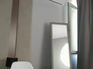 MayaCollins's Live Sex Cam Show