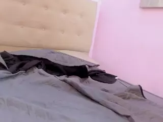 NicolleRossee's Live Sex Cam Show