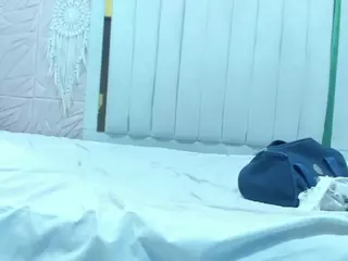 Rebbeca-Mitchel's Live Sex Cam Show