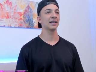 samuel-up Live Webcam on CamSoda