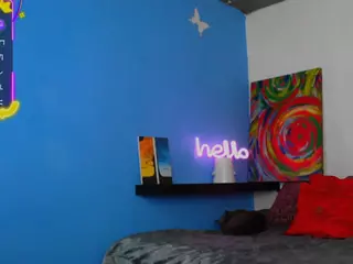 SweetiBloom's Live Sex Cam Show