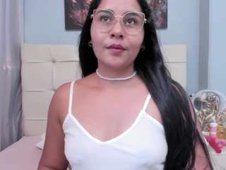  tania-west chat room