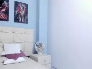 Tania-West's Live Sex Cam Show