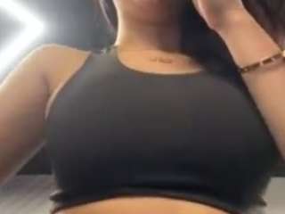 le modèle orenishii est en webcam porno dans un show sur le site camsoda, il possède les tags suivants: anal-toys,ass,young-adult,toys,teen-18,tattoos,strip,squirter,sexy,public,no smoking,nipple piercings,naked,lush,lovense,lesbian,fingers,drinking,double-penetration,deepthroat