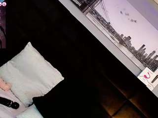 baby-isaa Live Webcam on CamSoda