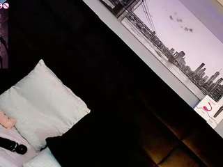  baby-isaa chat room