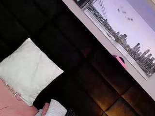 baby-isaa Live Webcam on CamSoda
