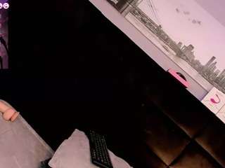baby-isaa webcam