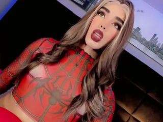 baby-isaa Live Webcam on CamSoda