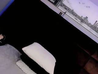 baby-isaa Live Webcam on CamSoda