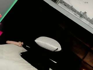 baby-isaa Live Webcam on CamSoda