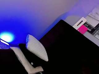 baby-isaa Live Webcam on CamSoda