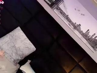 Baby-Isaa's Live Sex Cam Show