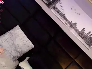 Baby-Isaa's Live Sex Cam Show