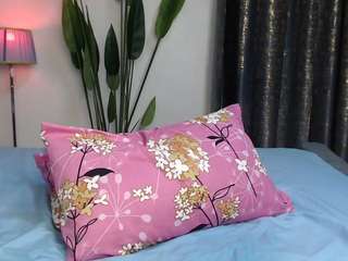 le modèle bellah247 est en webcam porno dans un show sur le site camsoda, il possède les tags suivants: bedroom,shaved pussy,lovense,no smoking,orgasm,public,pussy,sex toys,squirt,large tits,squirter,striptease,tattoos,teen 18,toys,twerk,young adult,lingerie,handjob,big ass