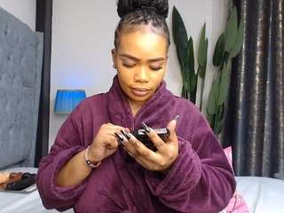 Bellah247 live webcam show