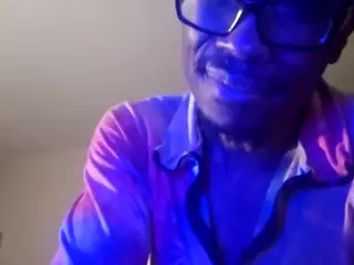 Cat2175's Live Sex Cam Show