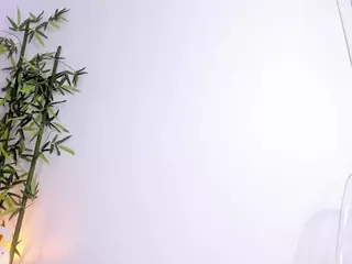 ChloeShade's Live Sex Cam Show
