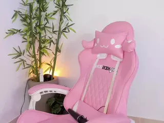 ChloeShade's Live Sex Cam Show