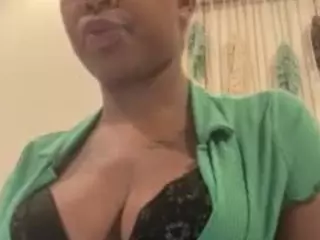 CocoaCasper's Live Sex Cam Show