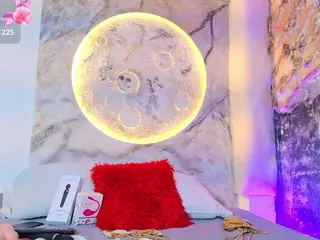 Krystall's Live Sex Cam Show