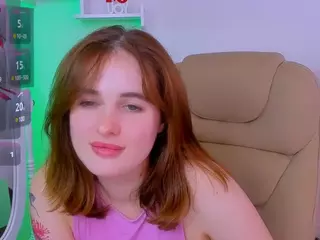 MaagicPeach's Live Sex Cam Show