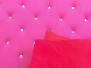 Nahomisoza's Live Sex Cam Show