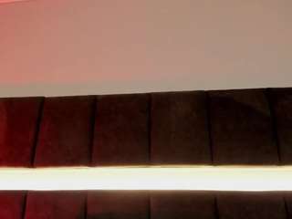 nicollepierce webcam model