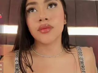 NicollePierce's Live Sex Cam Show