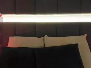 NicollePierce's Live Sex Cam Show