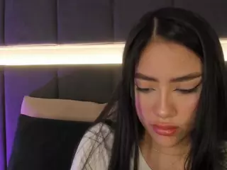 NicollePierce's Live Sex Cam Show