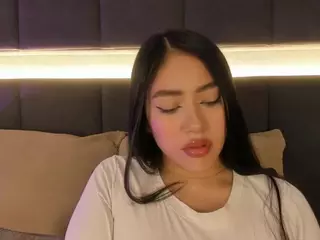 NicollePierce's Live Sex Cam Show