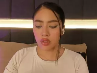 NicollePierce's Live Sex Cam Show