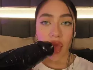 NicollePierce's Live Sex Cam Show