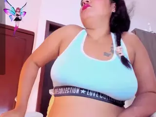 Selena's Live Sex Cam Show
