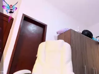 Selena's Live Sex Cam Show