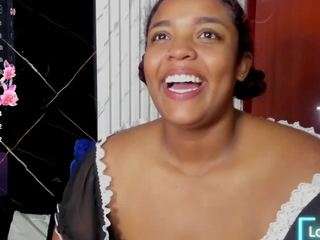 alahia-rivera Live Webcam on CamSoda