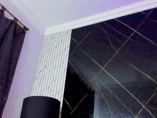 alahia-rivera webcam model