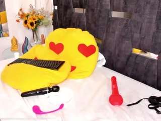 alaz-sanna Live Webcam on CamSoda