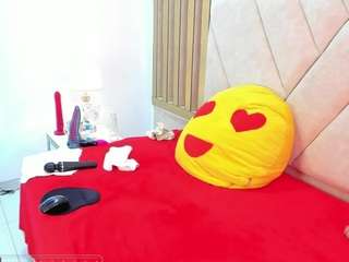 alaz-sanna from CamSoda is Freechat
