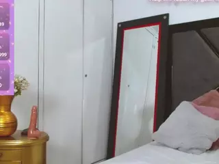 BrunetteQueen07's Live Sex Cam Show